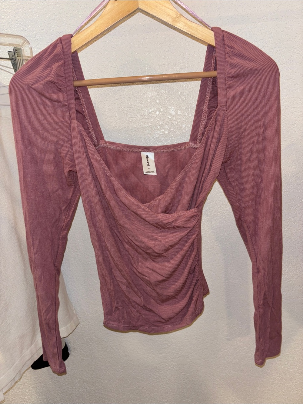 Abound Mauve Ribbed Ruched Long Sleeve Top